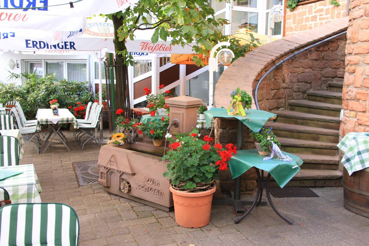 Hotel- Restaurant Zum Schwan Waldfischbach-Burgalben Luaran gambar
