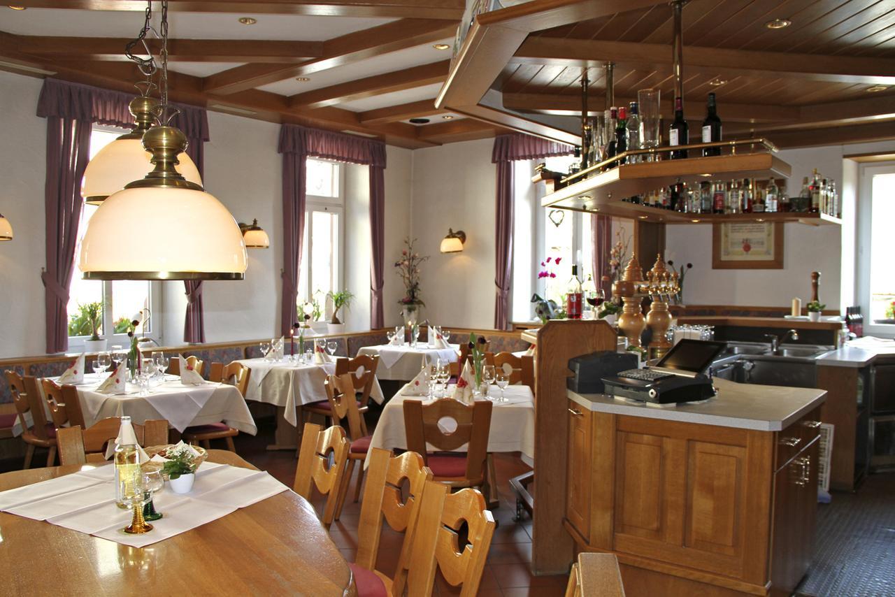 Hotel- Restaurant Zum Schwan Waldfischbach-Burgalben Luaran gambar