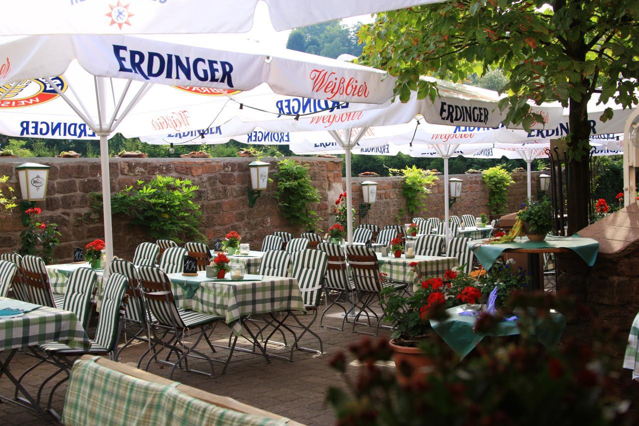 Hotel- Restaurant Zum Schwan Waldfischbach-Burgalben Luaran gambar